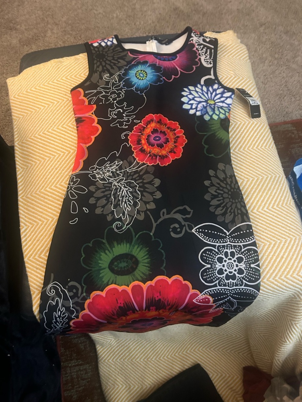 Black Floral Sleeveless Bodycon Dress